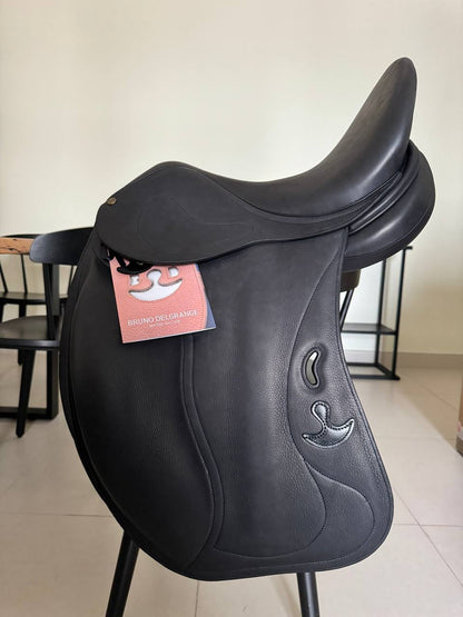 Bruno Delgrange Olympia Dressage Saddle 17.5"